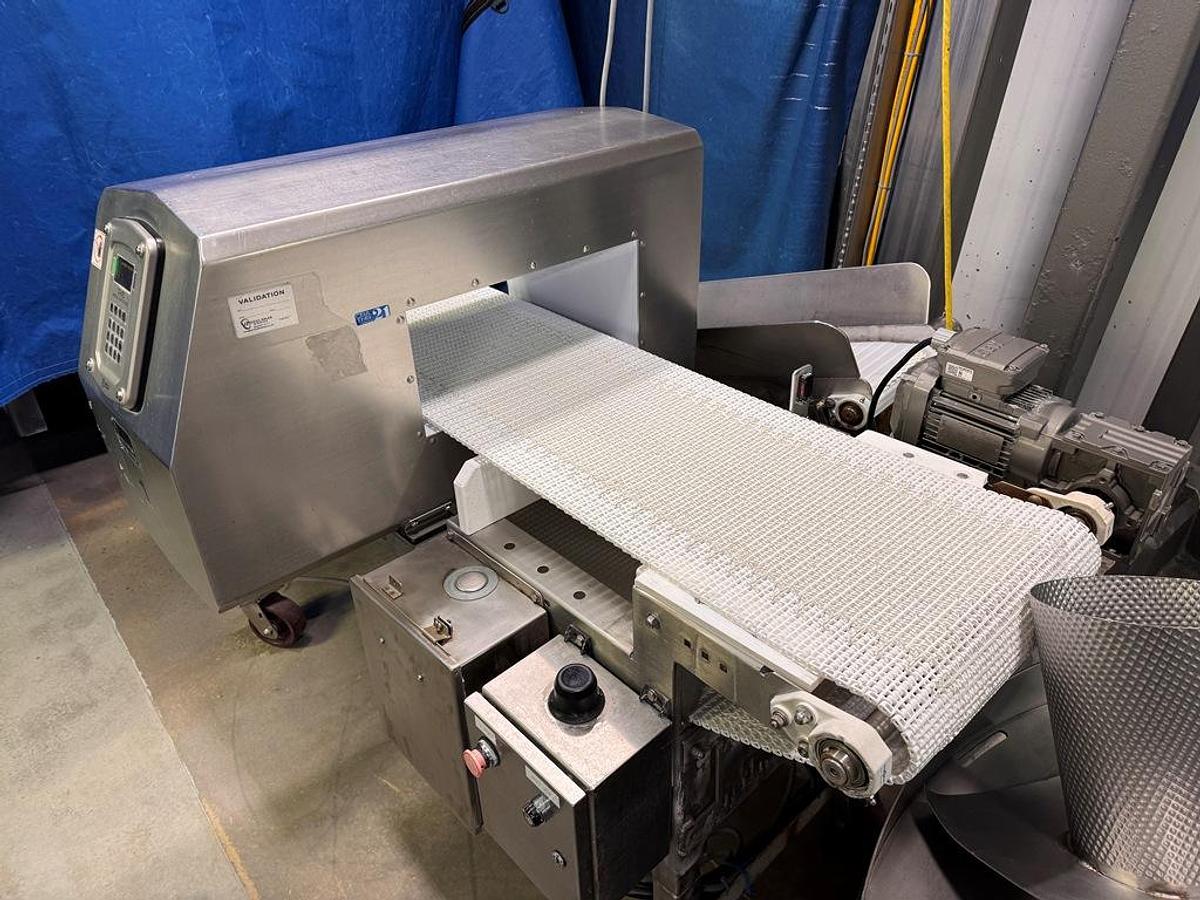 Used Detector, Metal, 17" x 7", CEIA, Model THS/M5, Stainless Steel, #5991842
