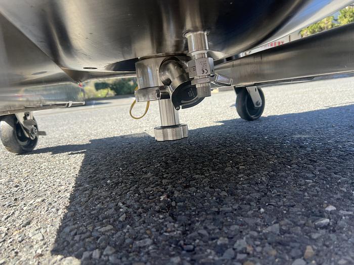 Used Reactor, 158 Gallon (600 Liters), 316L Stainless Steel, Jacketed, 45 PSI Internal #S745417