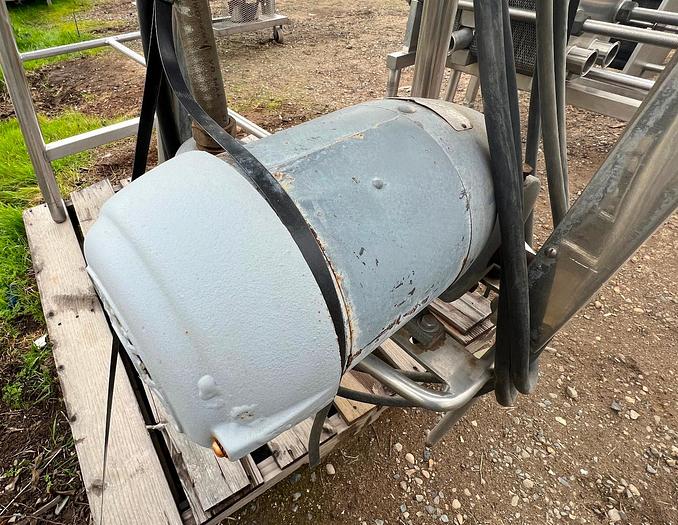 Used Screen, Rotary, 10" Diameter, S/st, Slotted Openings #S744966