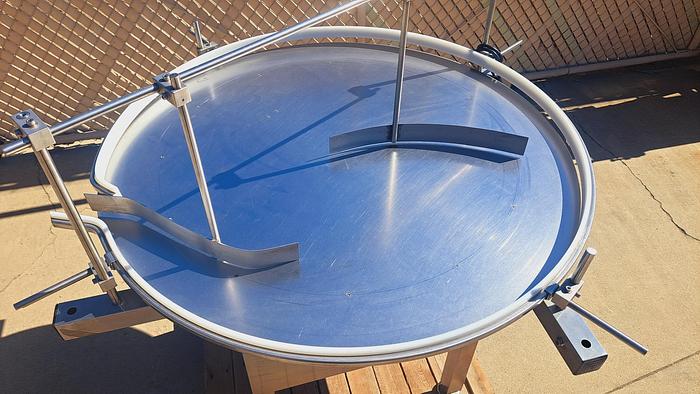 Used Labeler, Pressure Sensitive, Accutek 24 APS 106,  Includes Turntables #S745248