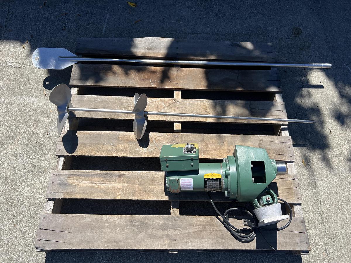 Used Kettle, 150 Gallon, Agitated, Vulcan, GT150E, Self Contained, Natural Gas #C745334