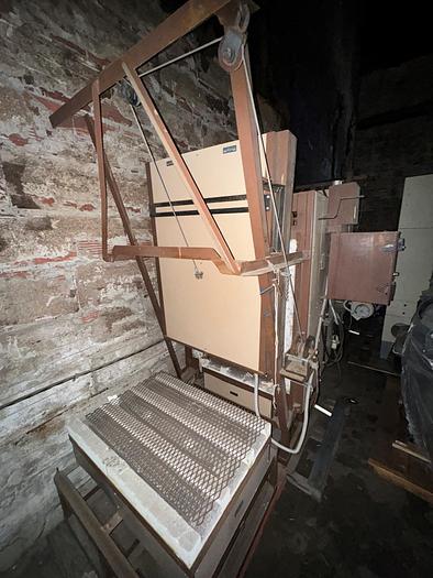 Used Furnace, Box, 3' X 3' X 2', 18 CF, 2350 Deg F, Envelope #C740513