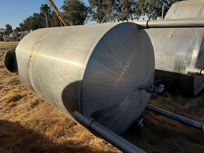 Used Tank, 2,000 Gallon, 316 Stainless Steel, 6' x 9', Dish Bottom, #5991034