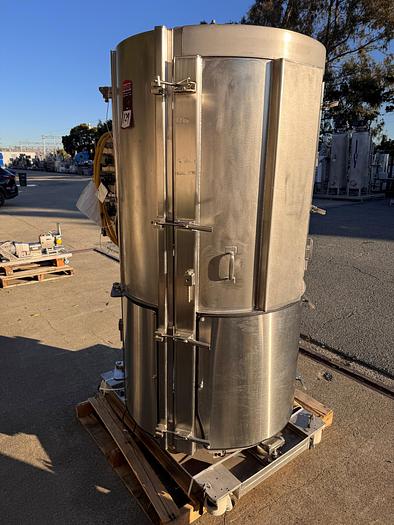Used Reactor, 264 Gallon (1,000 Liter), Single Use, Stainless Steel, Manufacturer TBD, 38" x 72" Jacketed #5991247