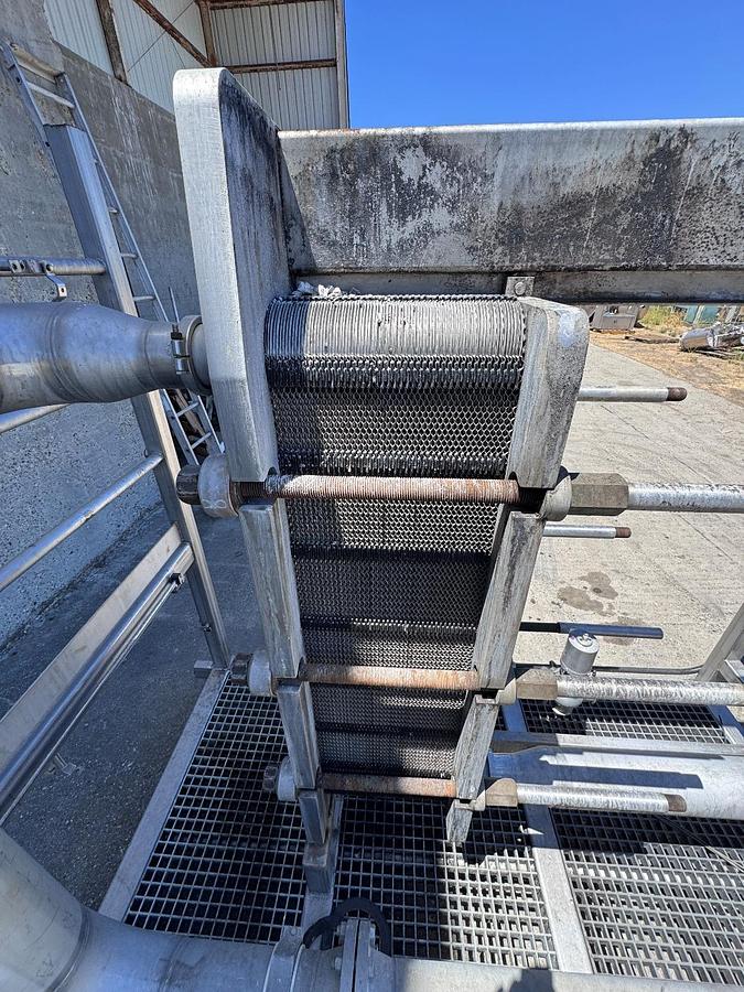 Used Heat Exchanger, Plate, 600 SF, Alfa Laval, 18" x 60" Plates, Stainless Steel, #5991877