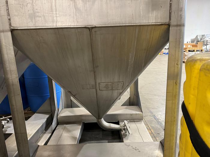 Used Tank, 425 Gallon, 316L Stainless Steel, Liquid Tote, #5991026