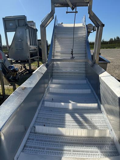 Used Washer, Prewash Tank, Stainless Steel, 22" Wide Cleated Belt, Z-Frame - #5355604