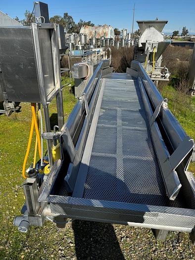 Used Screen, Vibratory, Dewatering, Stainless Steel, 5 HP, With Pump #S745396