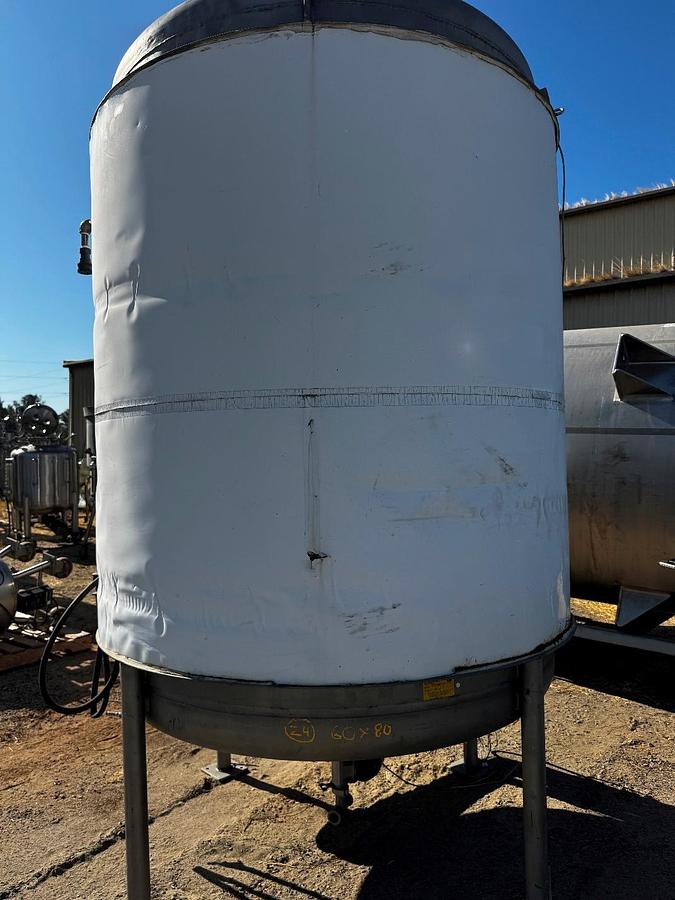 Used Tank, 1000 Gallon, Jacketed, Insulated, Bottom Agitated, Stainless Steel, #5991479