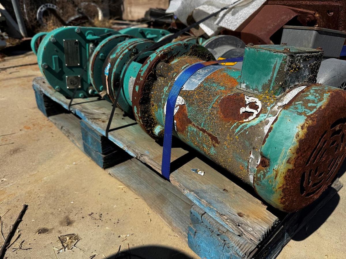 Used Grinder, 3 HP, JWC Muffin Monster, 4" Inlet/Outlet, #5991504