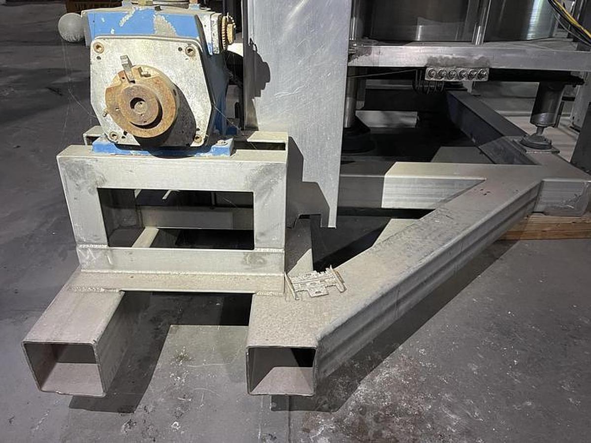 Used Filler, Piston, 40-Head, Rotary Piston Filler, Zacmi , Model 0295/40/3, #5991916