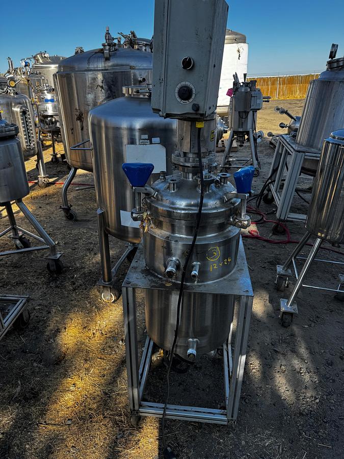 Used Tank, 50 Liter, Precision Stainless, Jacketed, Agitated, 316 Stainless, 50 PSI, #5991455
