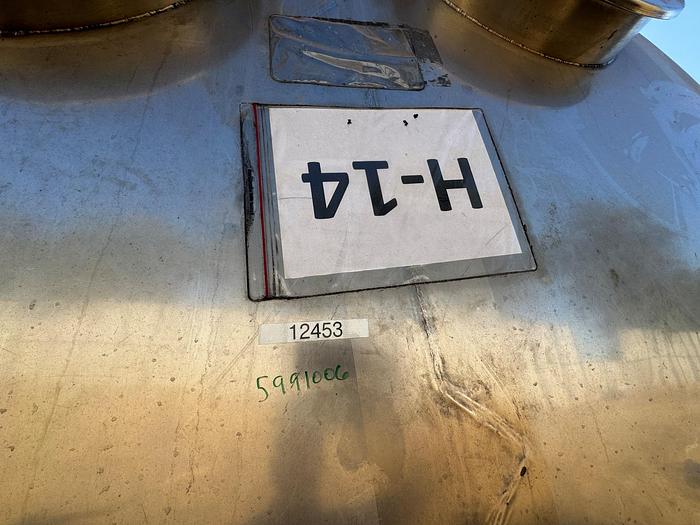Used Tank, 6,000 Gallon, 316 Stainless Steel, Dish Bottom, Legs, Dual, #5991006