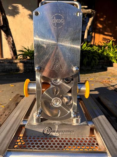 Used Pump, Positive Displacement, 5 HP, FlowDynamic, 2" Inlet and Outlet, Stainless Steel #5991252