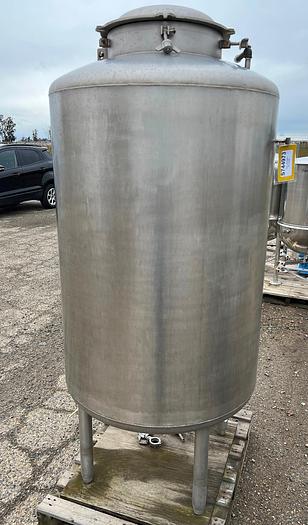 Used Tank, 250 Gallon, Stainless Steel, Dish Top and Dish Bottom #S744973