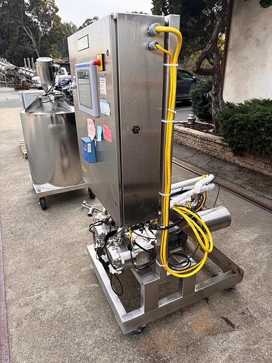 Used Pump, Positive, SPX / Waukesha, Model 030 U2, 1 HP, 1.5" In/Out, #5991261