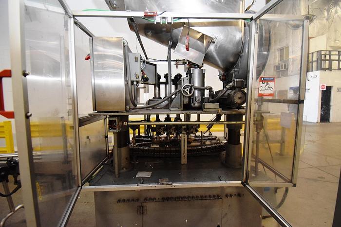 Used Capper, Resina, Spindle Capper, Screw Capper, Cap Feeder #5991087