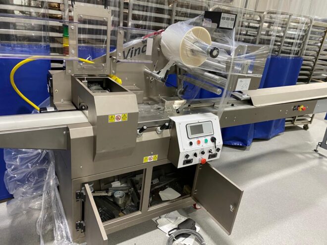 Used Wrapper, Flow Wrapper, Pro Pack, Model Minitronic-400, Horizontal Flow Wrapper, Servo Driven, #5992012