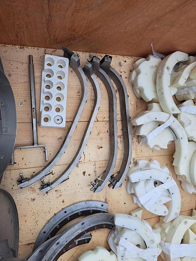 Used Capper, West, Mdl RW500F, 12 Head, Feeder #C739581