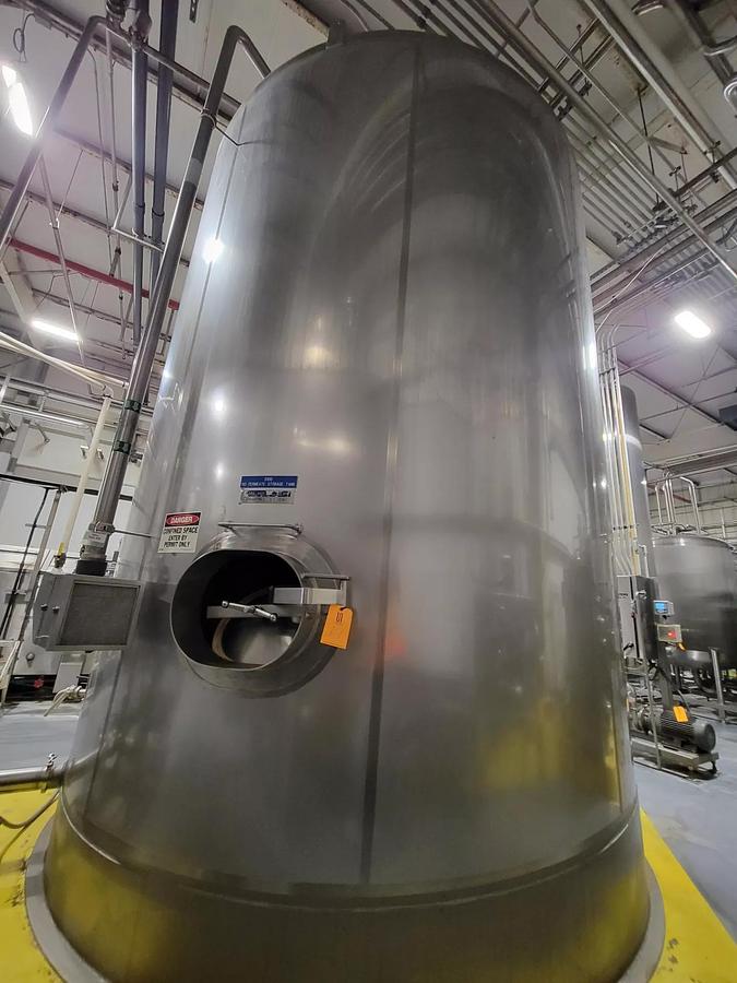 Used Tank, 10,000 Gallon, Stainless Steel, RO Permeate Storage Tank, Mueller, 11' Diameter x 15' Straight Side, #5991776