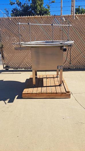 Used Labeler, Pressure Sensitive, Accutek 24 APS 106,  Includes Turntables #S745248