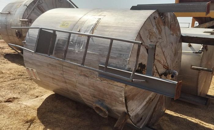 Used Tank, 2,000 Gallon, Stainless Steel, Agitated, 6’4” Diameter #S745307