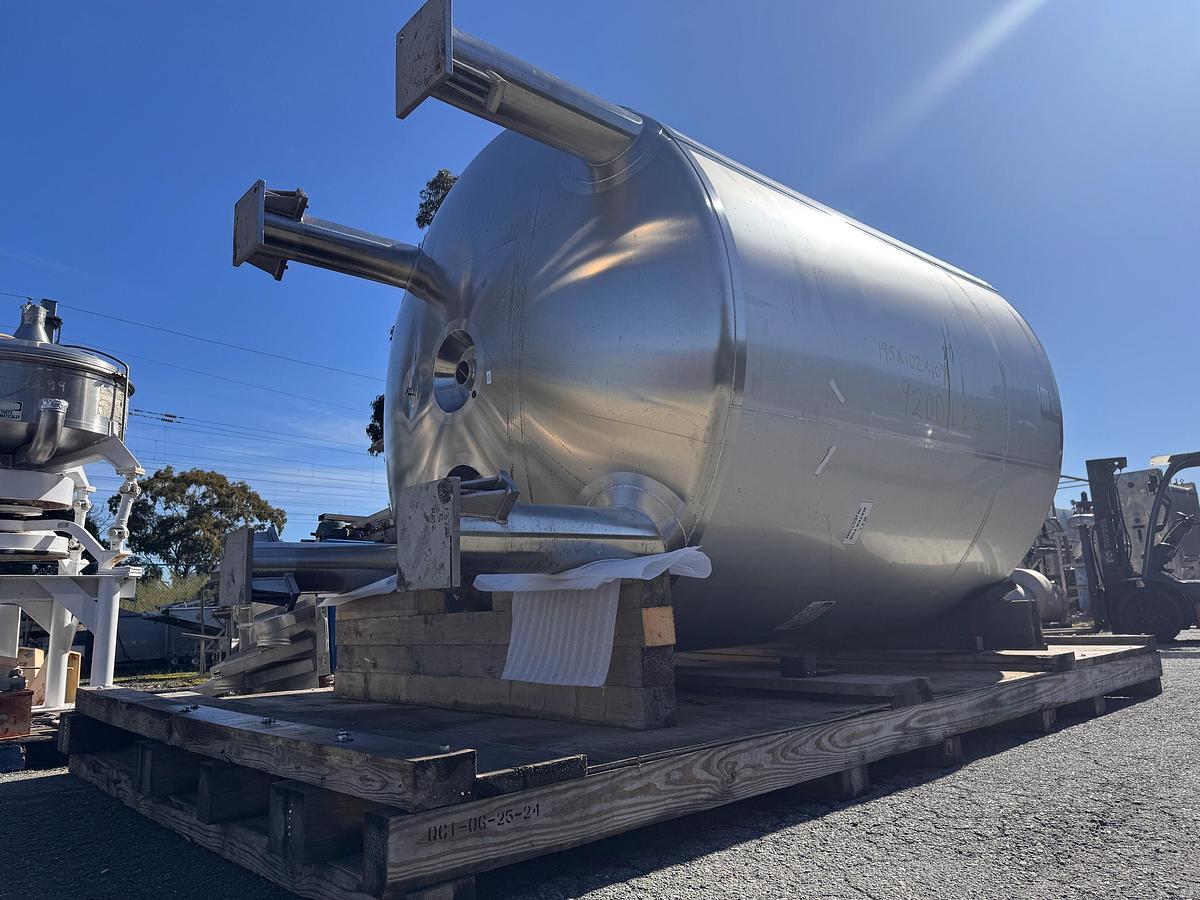 Used Tank, 2,642 Gallon (10,000 Liter), Stainless Steel, Full Vac, 45 PSI, Insulated #5991438