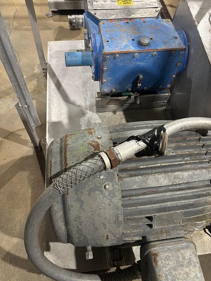 Used Pump, Piston, FMC M220 Bean Piston Pump, Ceramic, 75 HP, #5991756