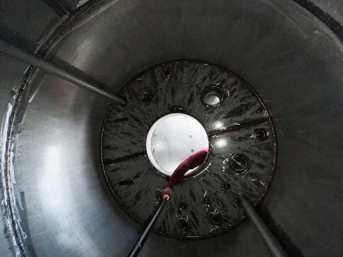 Used Tank, 2,000 Gallon, Stainless Steel, UL-142 Vessel, Modern Welding #S745124