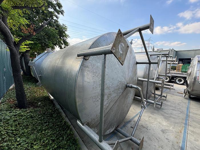 Used Tank, 6,500 Gallon, Stainless Steel, Dish Bottom, Legs, #5991000