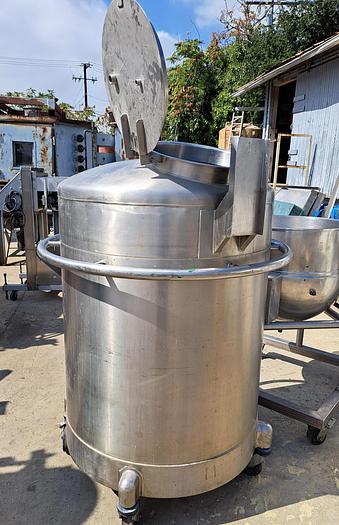 Used Tank, 225 Gallon, Stainless Steel, Portable, Sloped Bottom #S745303
