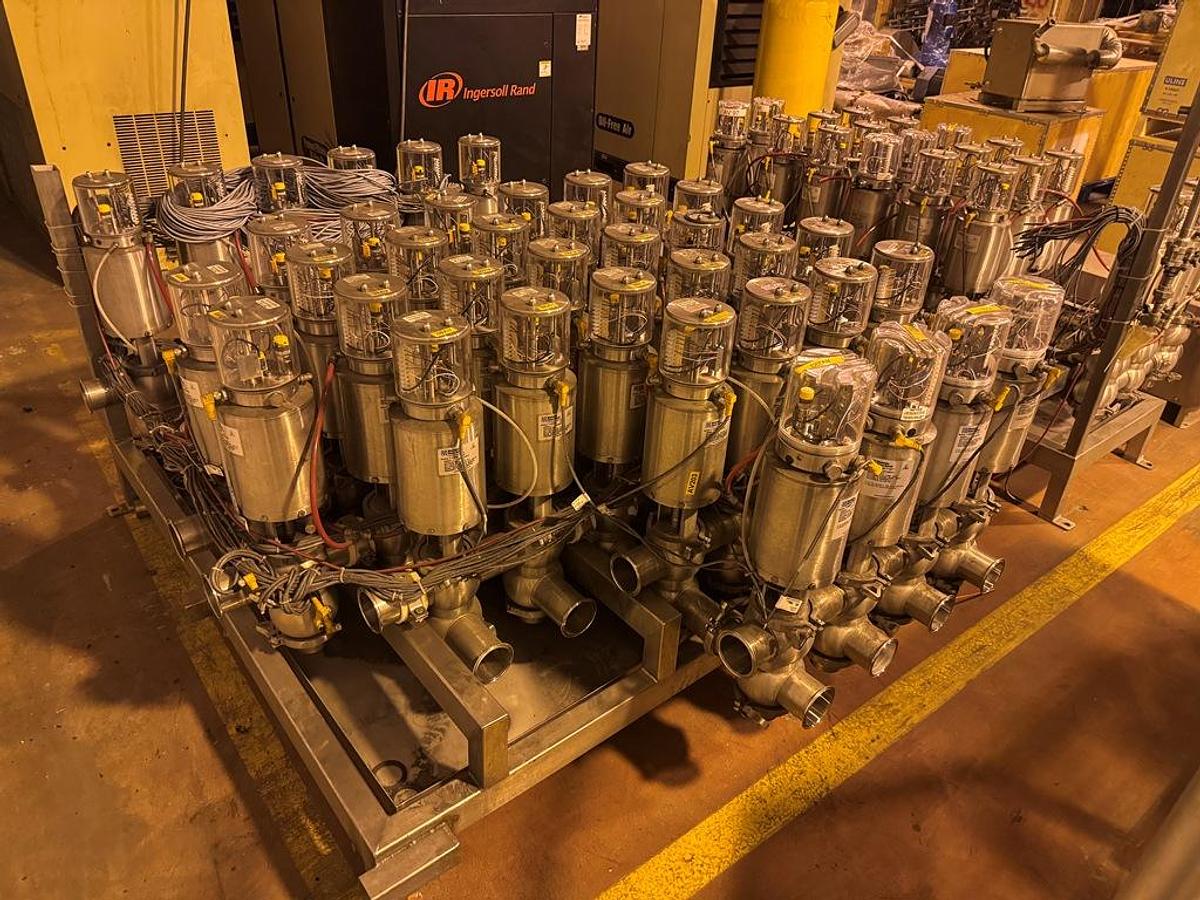 Used PET Bottling & Packaging Line, Krones Contiform 324 Pro, /Capper, Compressors, Process Skids, #5991620