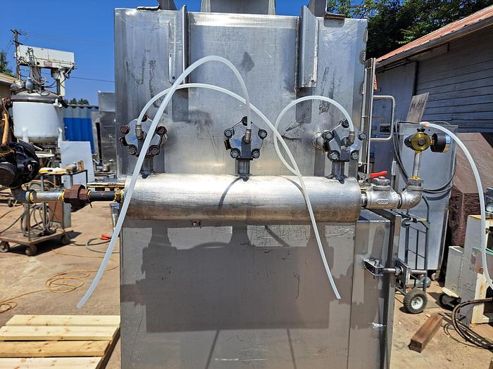 Used Dust Collector, Bin Vent, 40 SF, Stainless Steel, Pulse Jet, #5751584