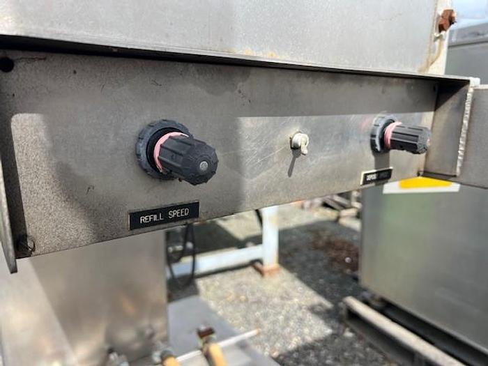 Used Filler, Piston, 6-Head, Depositor, Stainless Steel, #S739761