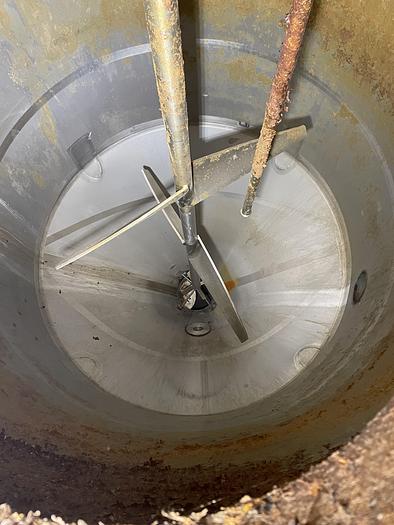 Used Tank, 2,250 Gallon, Stainless, Agit, Mueller #S745055