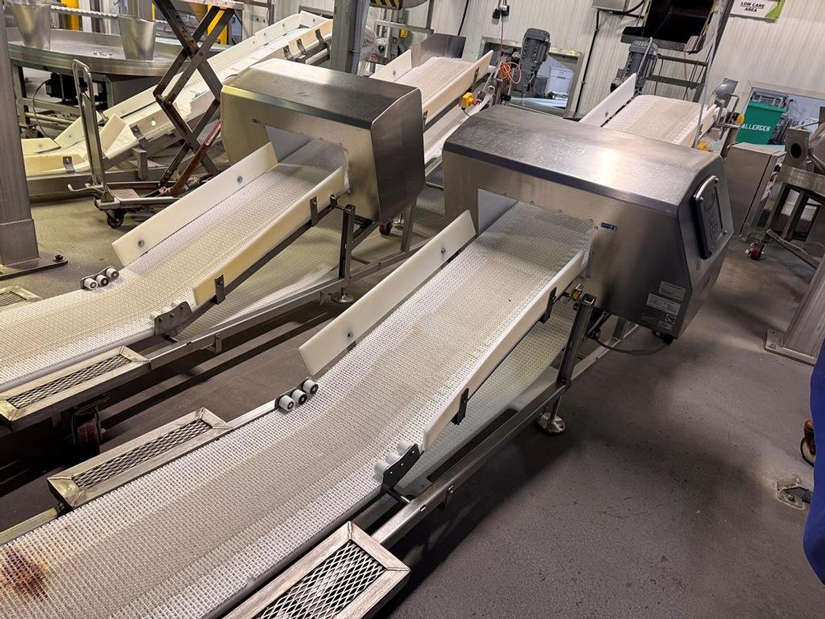Used Detector, Metal, 18" x 7.5", CEIA, THS/M521, Stainless Steel, Belt Conveyor, #5991857
