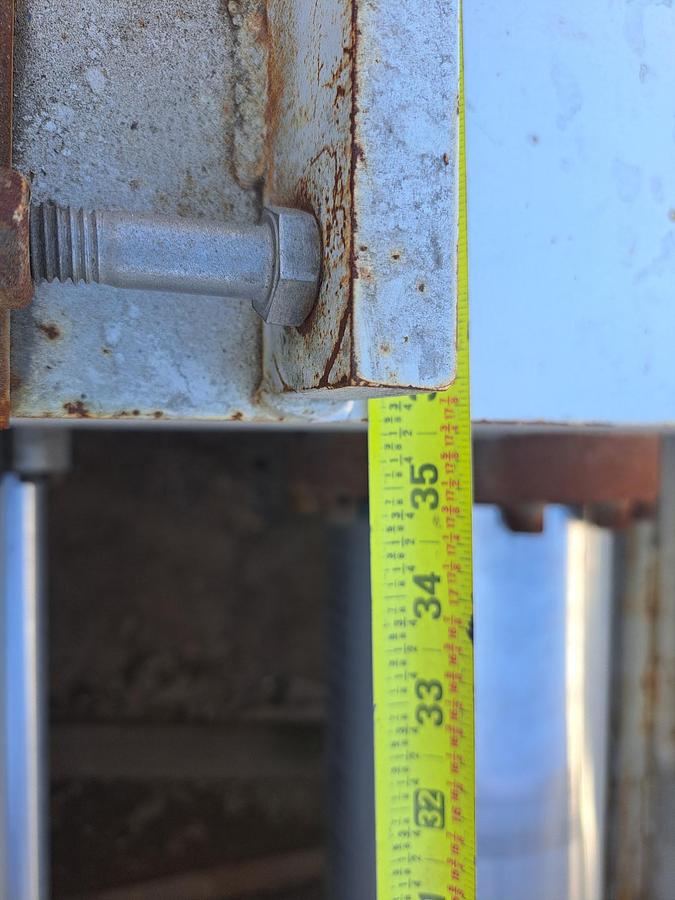 Used Press, Platen, Hydraulic, 300-Ton, 36” x 26” surface, 3000 PSI #S745387