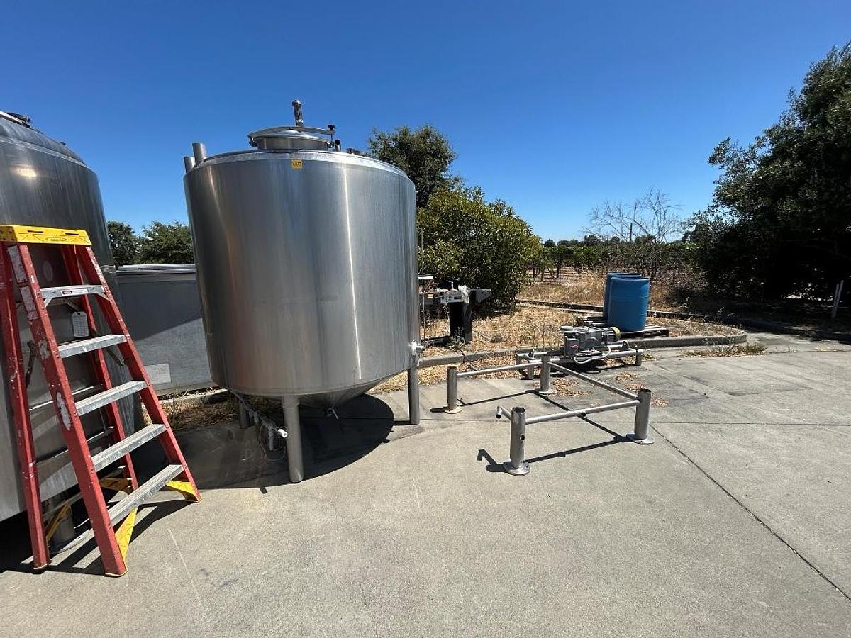 Used Tank, 1,000 Gallon, Stainless Steel, Jacketed, Agitated, Process Tank, Qualtech, #5991884