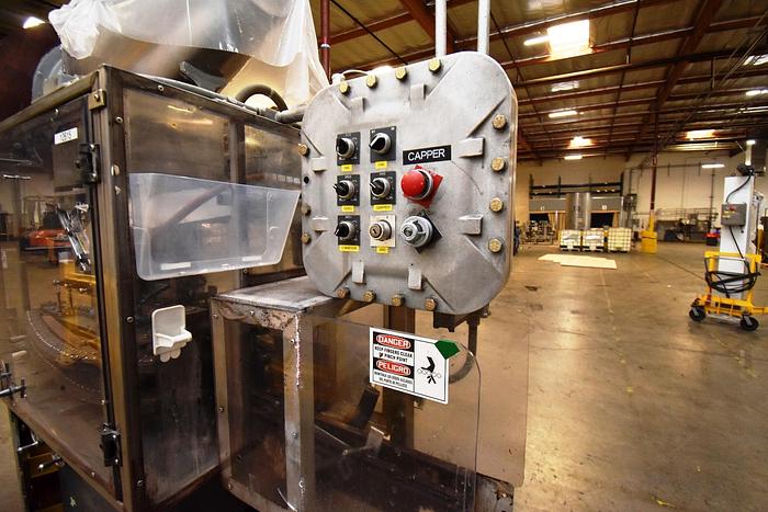 Used Capper, Resina, Spindle Capper, Screw Capper, Cap Feeder #5991088