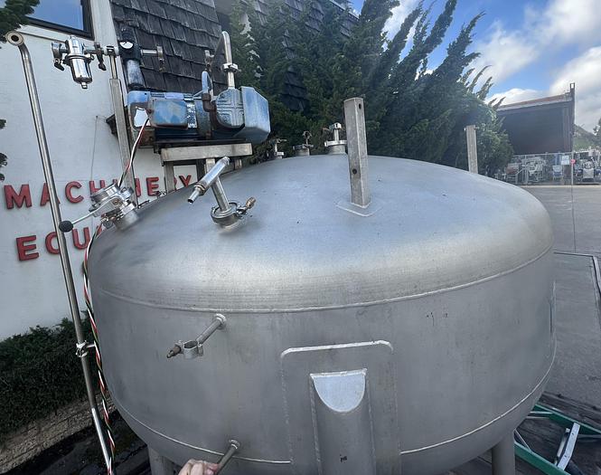 Used Tank, 500 Gallon, Stainless, 6' Diameter, Steep Cone Bottom