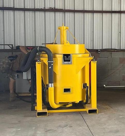 Used LT-400 hydraulic tilt furnaces w/blowers #3602840