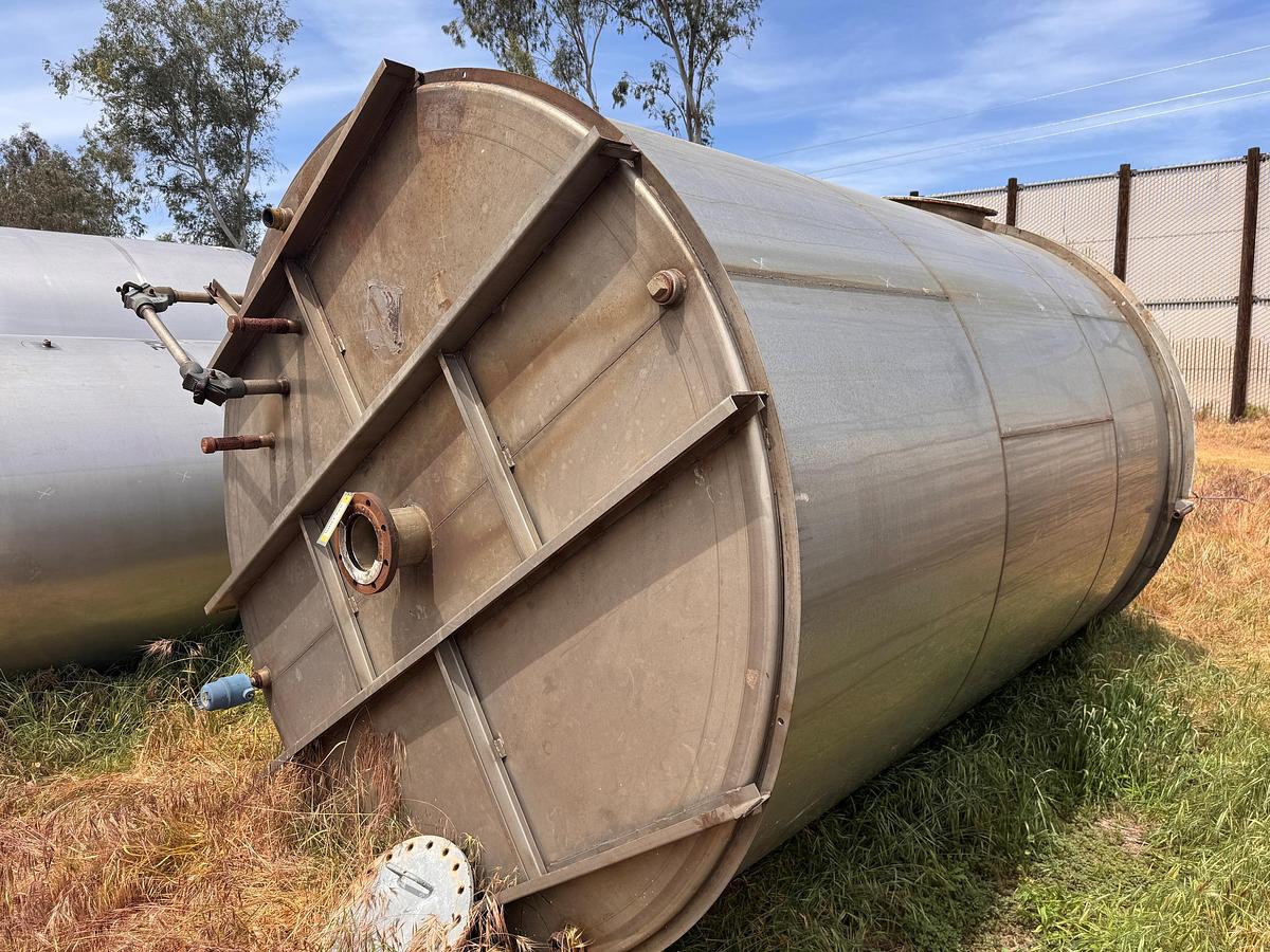 Used Tank, 4,250 Gallon, Stainless Steel, 8' Dia x 12' H, Valley Foundry, UL Rated, #5991328