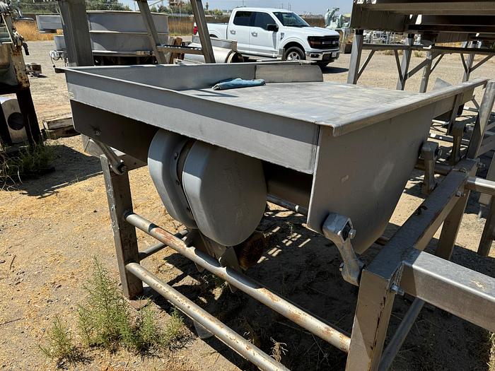Used Feeder, Vibratory, 48" x 7', Stainless Steel, Key, #5861445