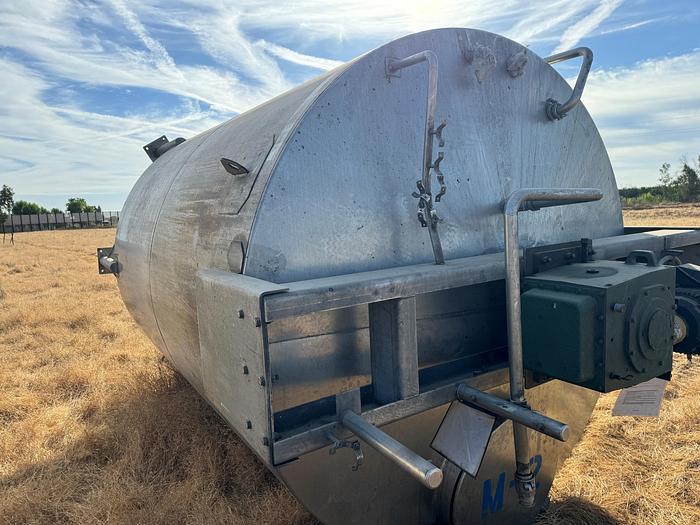 Used Tank, 6,000 Gallon, 316 Stainless Steel, Agitated, Dish Bottom, Legs, #5991015