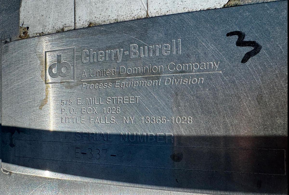 Used Tank, 1,500 Gallon, Stainless Steel, Vertical, Cherry-Burrell #5991406