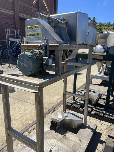 Used Dicer, Urschel, Mdl G, 2 HP, S/st, Apples, (2) C741710 #C741710