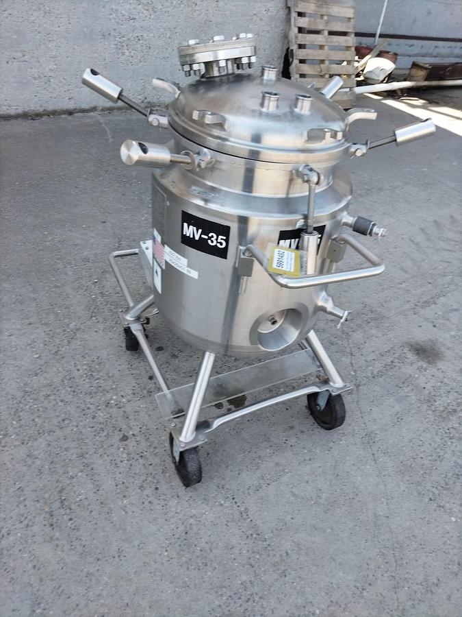 Used Tank, 26 Gallon (100 Liter), 316L Stainless Steel, Jacketed, 45 PSI, FV, #5991492