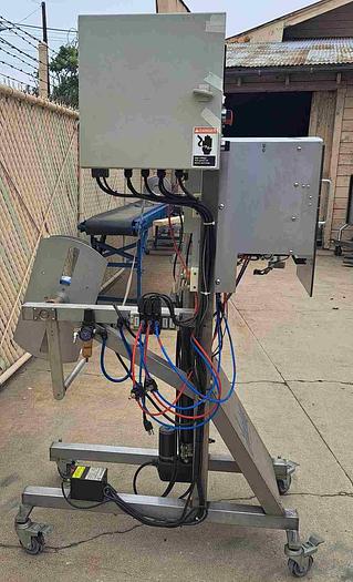 Used Labeler, Shrink Sleeve Tamper Bander, Accutek, Sleeve Labels