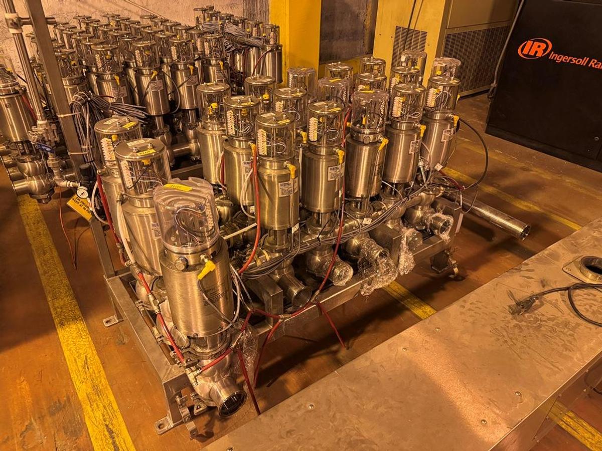 Used PET Bottling & Packaging Line, Krones Contiform 324 Pro, /Capper, Compressors, Process Skids, #5991620