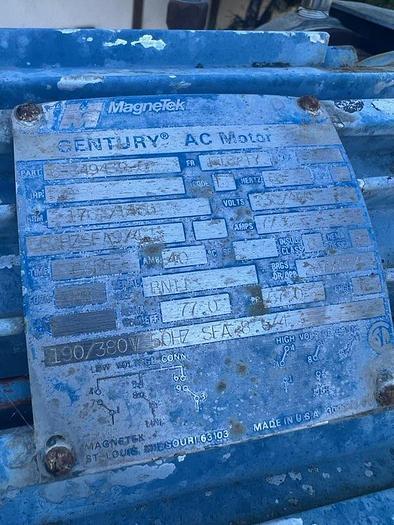 Used Tank, 500 Gallon, Stainless, 6' Diameter, Steep Cone Bottom